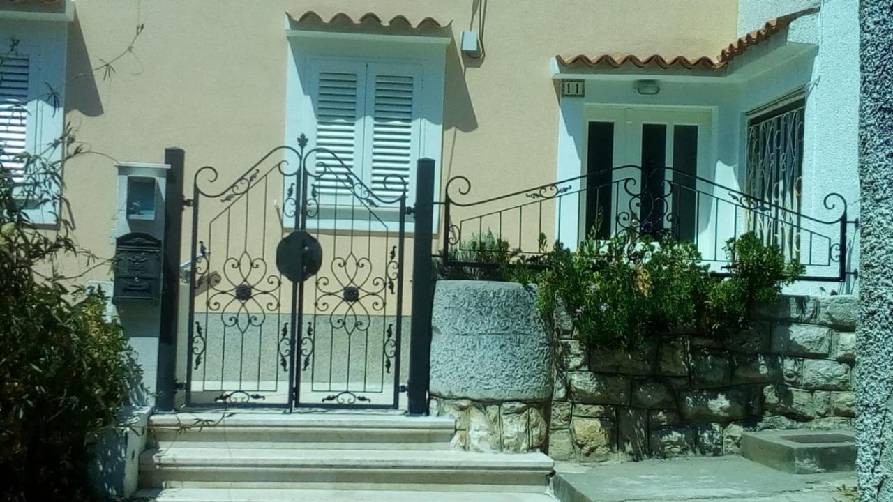 Apartment Emma Mali Lošinj Екстериор снимка